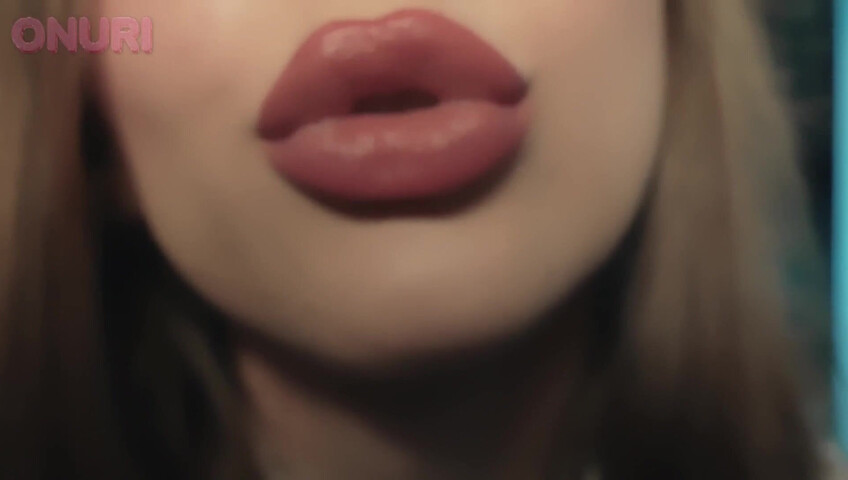 ASMR Onuri - Satisfying Angel Licks