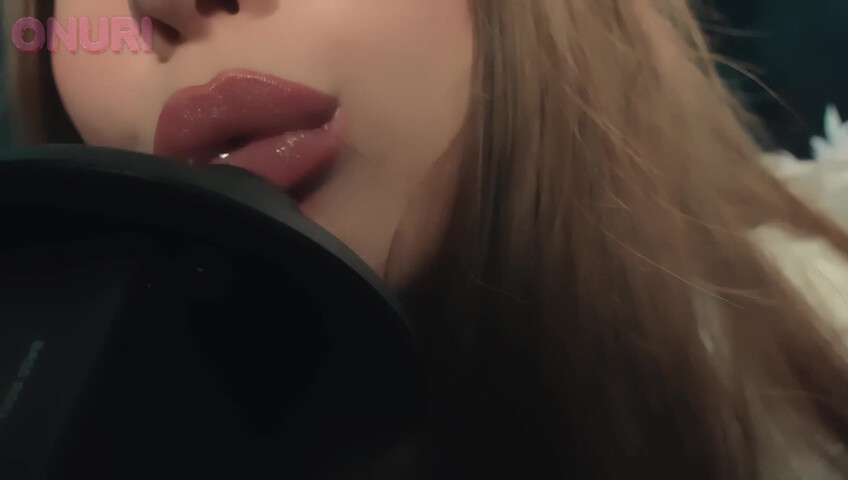 ASMR Onuri - Satisfying Angel Licks