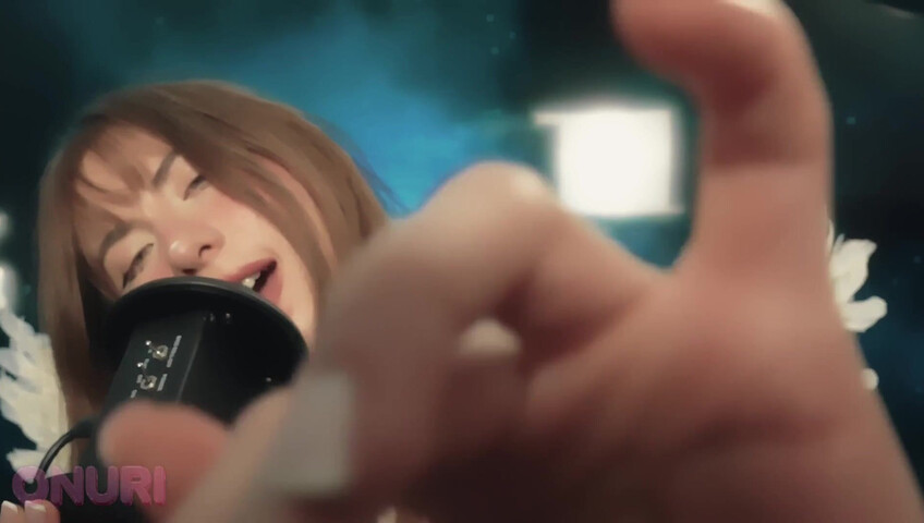 ASMR Onuri - Satisfying Angel Licks