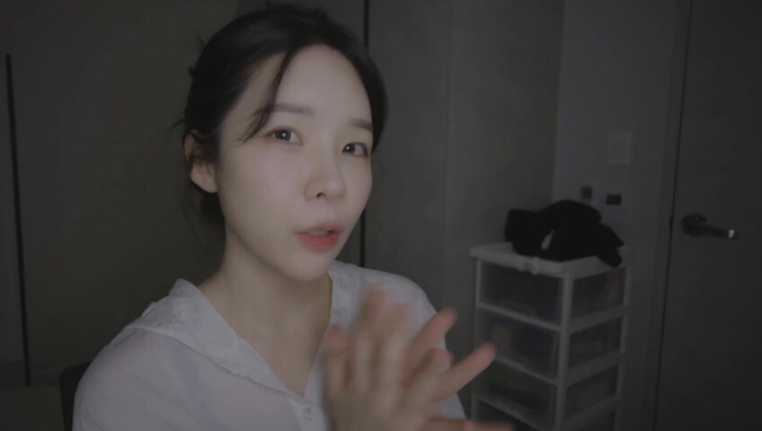 ASMR Yeonchu - Straw to the Ear – Mouth Sounds ASMR