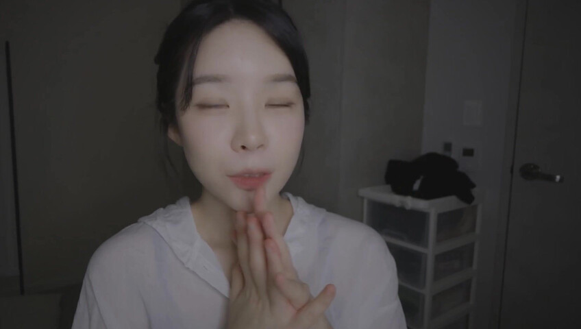 ASMR Yeonchu - Straw to the Ear – Mouth Sounds ASMR