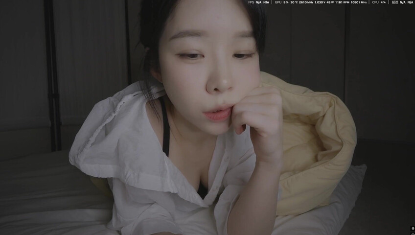 ASMR Yeonchu - Straw to the Ear – Mouth Sounds ASMR