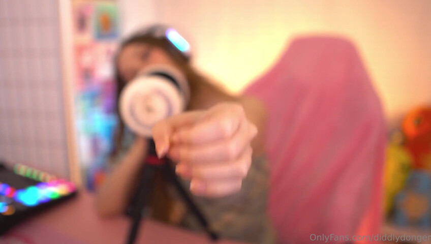 Diddly ASMR - 11 November 2025 - Begging for your cum after I end stream JOI >.<