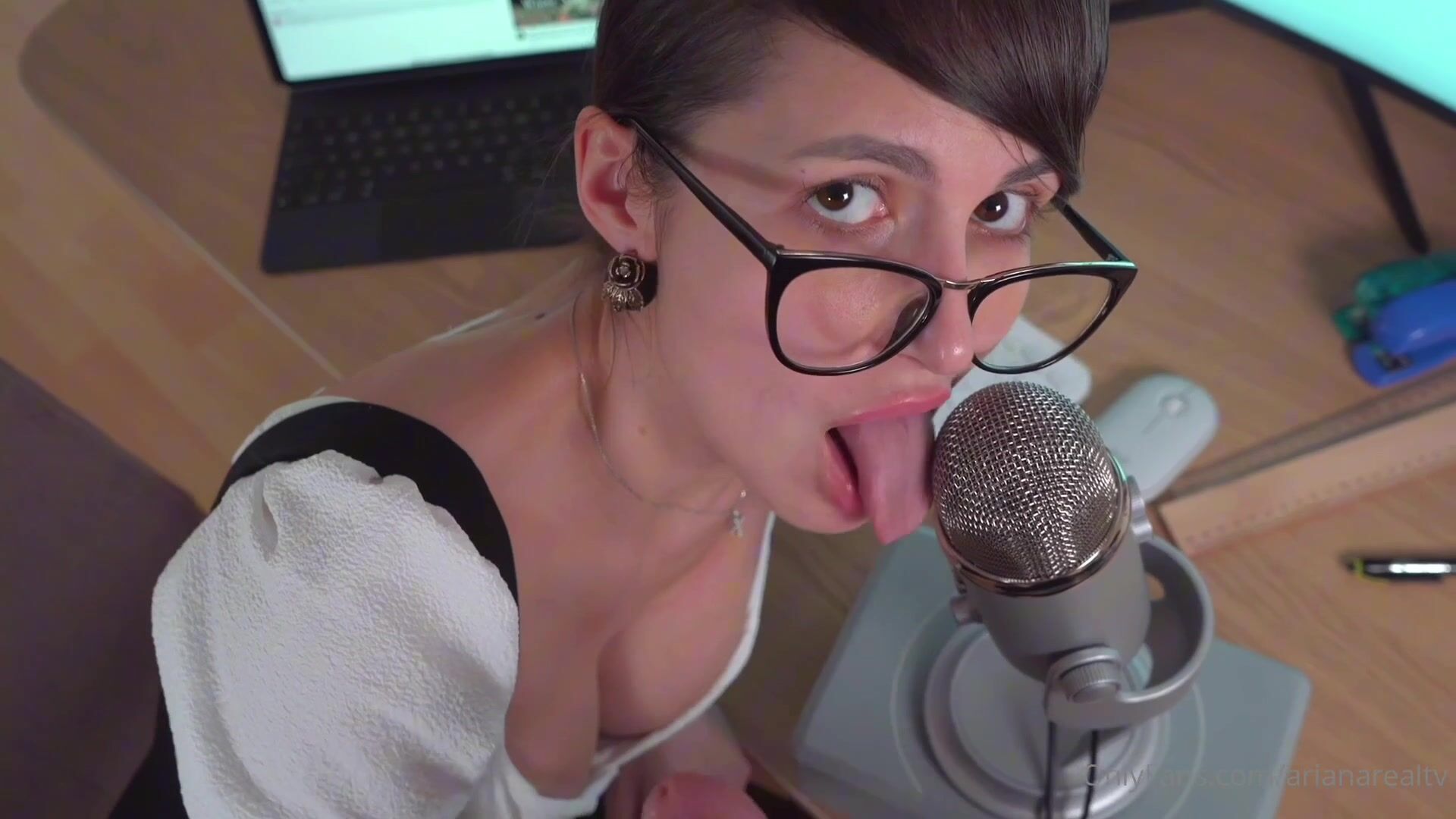 Arianarealtv - Teacher ASMR Role Play