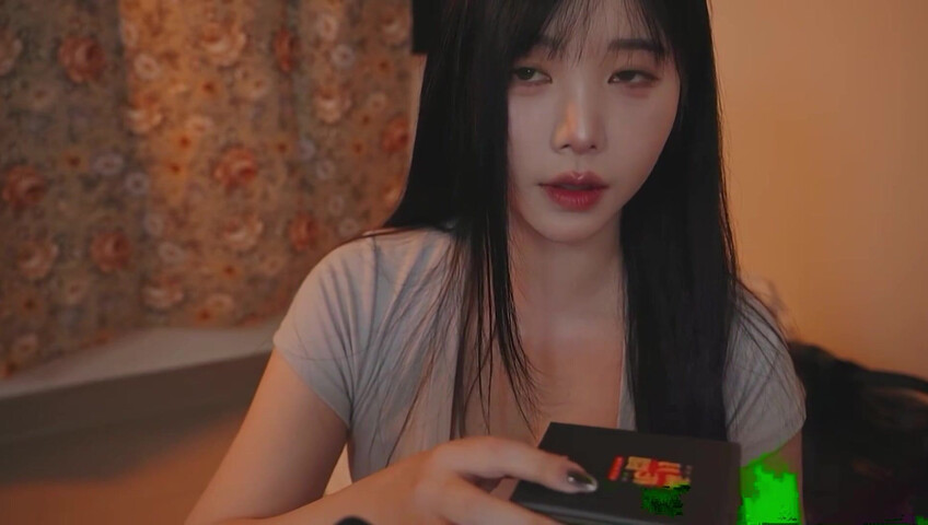 ASMR Yoonying - Mid-Autumn Holiday- Staying up all night playing cards with my girl