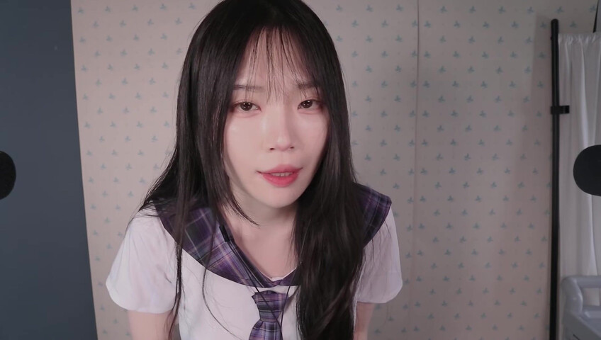 ASMR Nara - ASMR Look book with Switching Between Natural Voice and Falsetto​