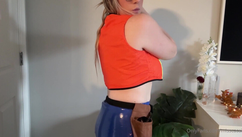 Cassi ASMR - 9 Oct 2025 - Cassiween! Construction Worker Gets To Know You & Your Crew