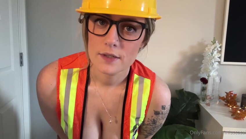 Cassi ASMR - 9 Oct 2025 - Cassiween! Construction Worker Gets To Know You & Your Crew