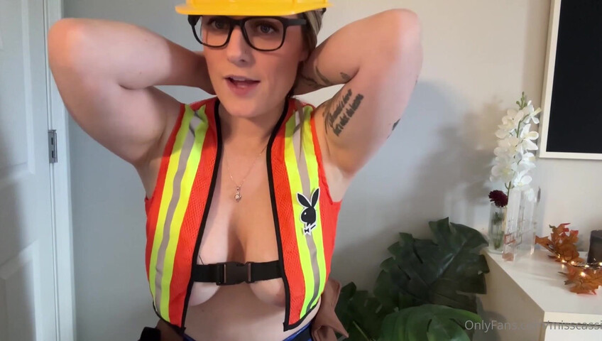 Cassi ASMR - 9 Oct 2025 - Cassiween! Construction Worker Gets To Know You & Your Crew