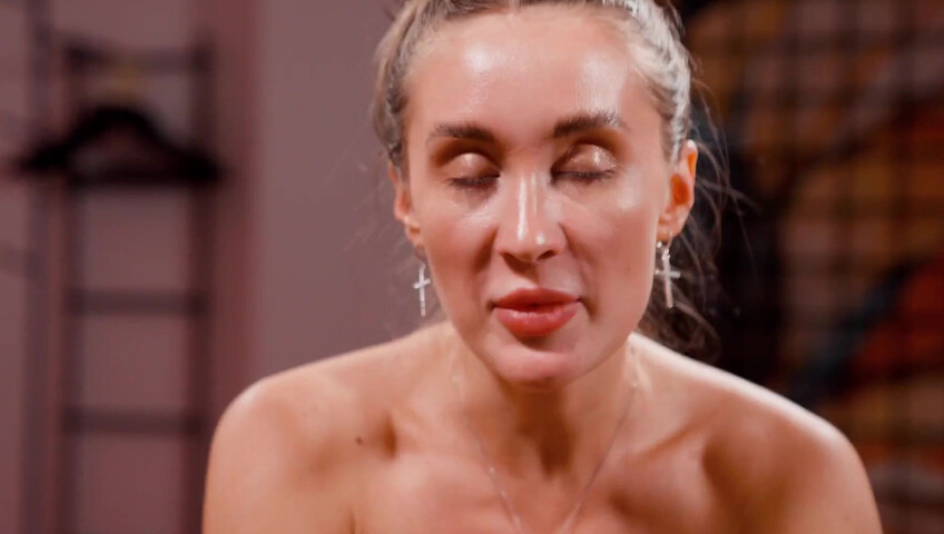 ASMR MASSAGE QUEENS - 1 Aug 2025 - KRIS GIVES MARY A SENSUAL MASSAGE