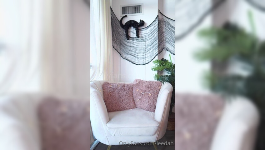 Leedah ASMR - Slutty pirate tease