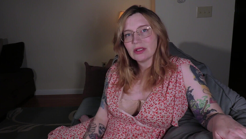 Bettie Bondage - Step Mom Helps You Win