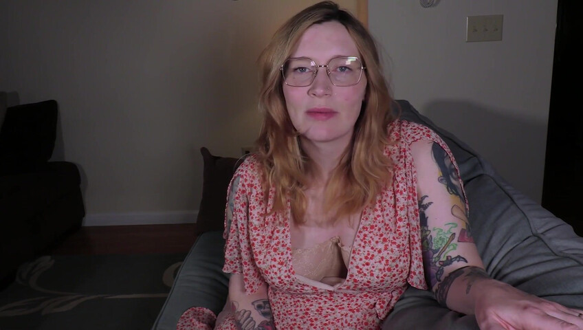 Bettie Bondage - Step Mom Helps You Win