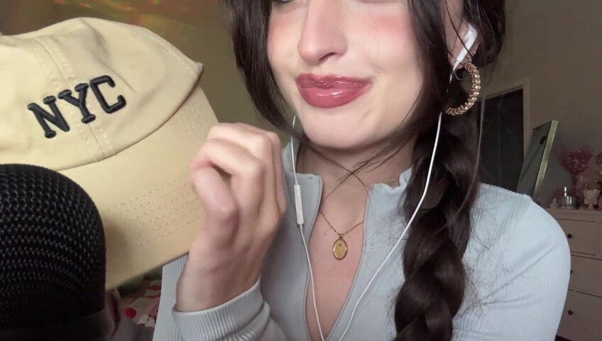 Beebee ASMR - Patreon Exclusive- Random ASMR (Mouth Sounds Tapping on Pictures)