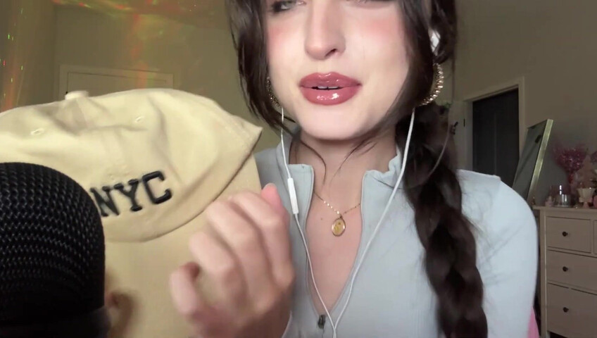 Beebee ASMR - Patreon Exclusive- Random ASMR (Mouth Sounds Tapping on Pictures)