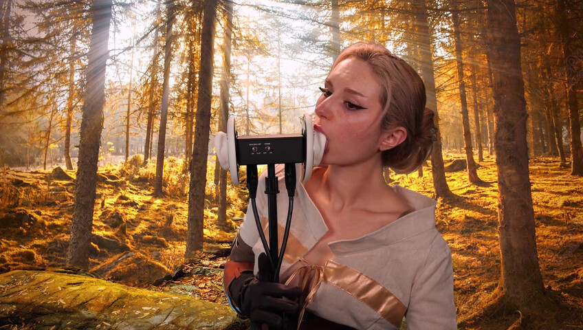 Busy B ASMR - 28 November 2025 - Exclusive ~ Ciri Ear Eating ASMR