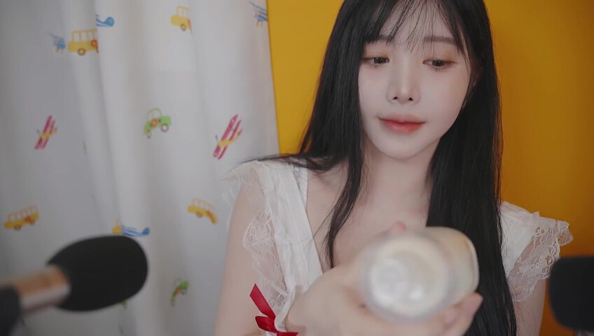 ASMR Yoon Ying - 23 November 2025 - Mama Made Sleeping Cafe