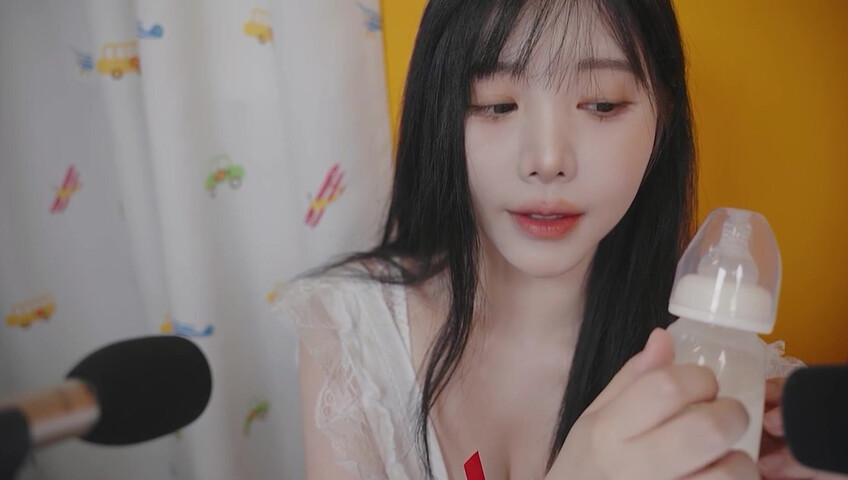 ASMR Yoon Ying - 23 November 2025 - Mama Made Sleeping Cafe