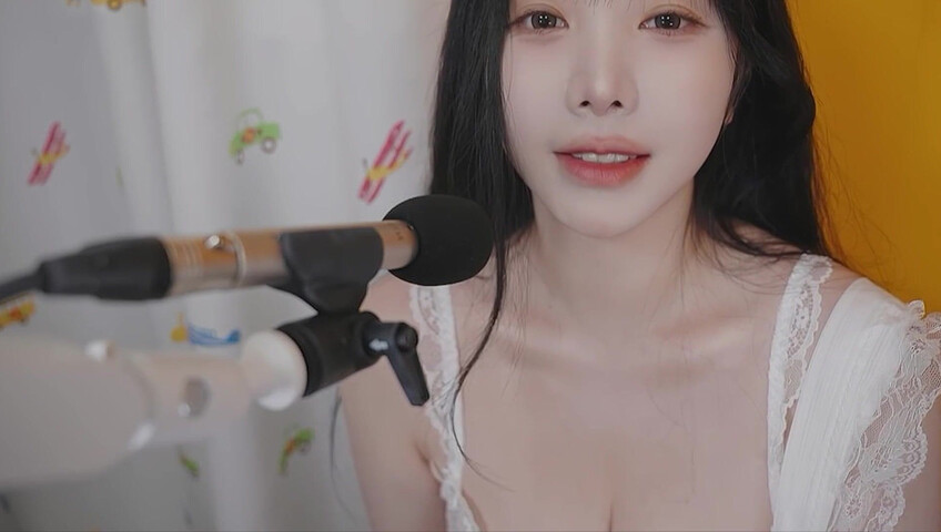 ASMR Yoon Ying - 23 November 2025 - Mama Made Sleeping Cafe
