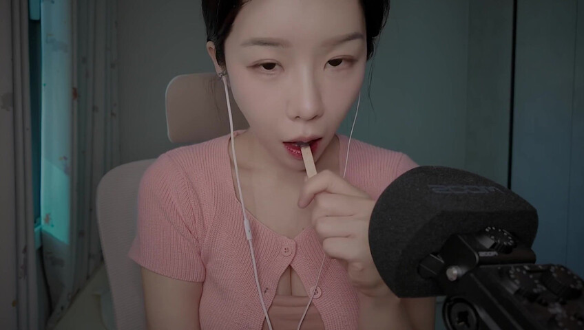 ASMR Yeonchu - Weird Demon Roleplay [3-in-1 Gift Set]