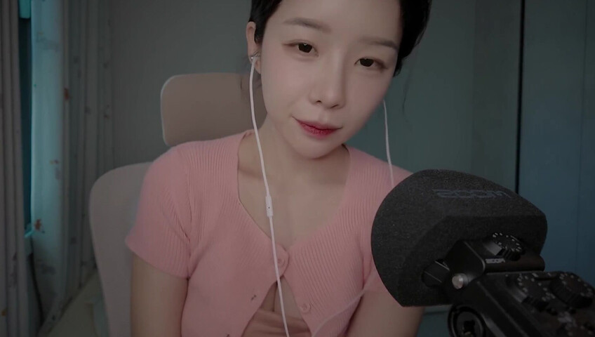 ASMR Yeonchu - Weird Demon Roleplay [3-in-1 Gift Set]