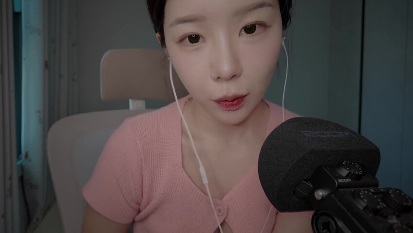 ASMR Yeonchu - Weird Demon Roleplay [3-in-1 Gift Set]