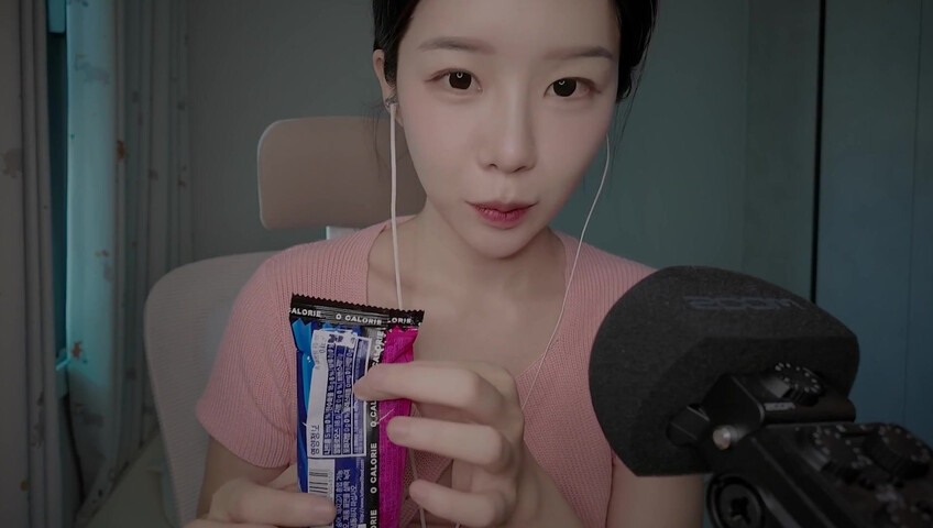 ASMR Yeonchu - Weird Demon Roleplay [3-in-1 Gift Set]