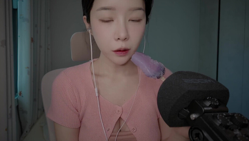 ASMR Yeonchu - Weird Demon Roleplay [3-in-1 Gift Set]