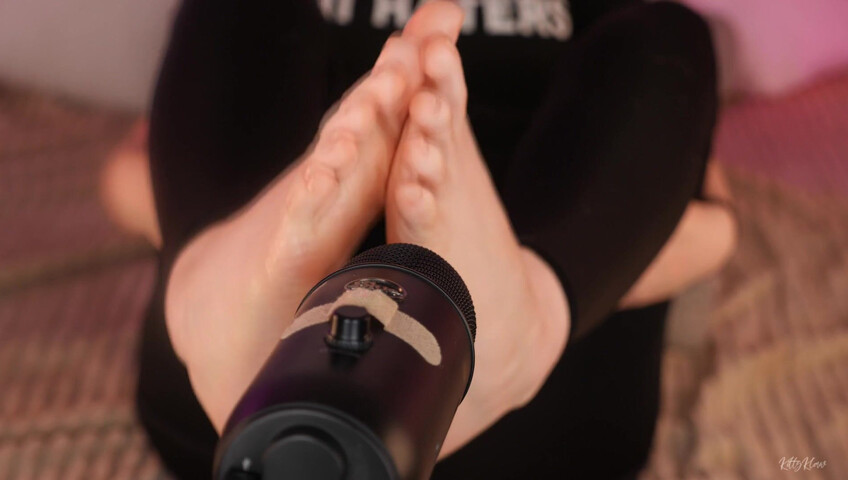 KittyKlaw ASMR - 16 November 2025 -  Foot Ear Massage