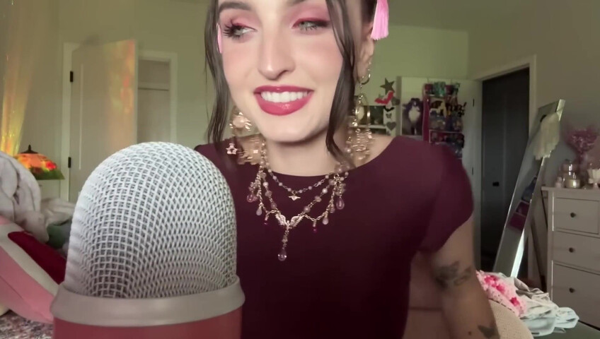 Beebee ASMR - Extra Gum Chewing, Wet Mouth Sounds, Inaudible Whispering, Hand Sounds