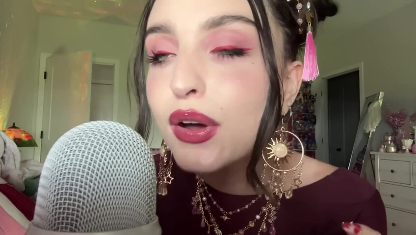 Beebee ASMR - Extra Gum Chewing, Wet Mouth Sounds, Inaudible Whispering, Hand Sounds