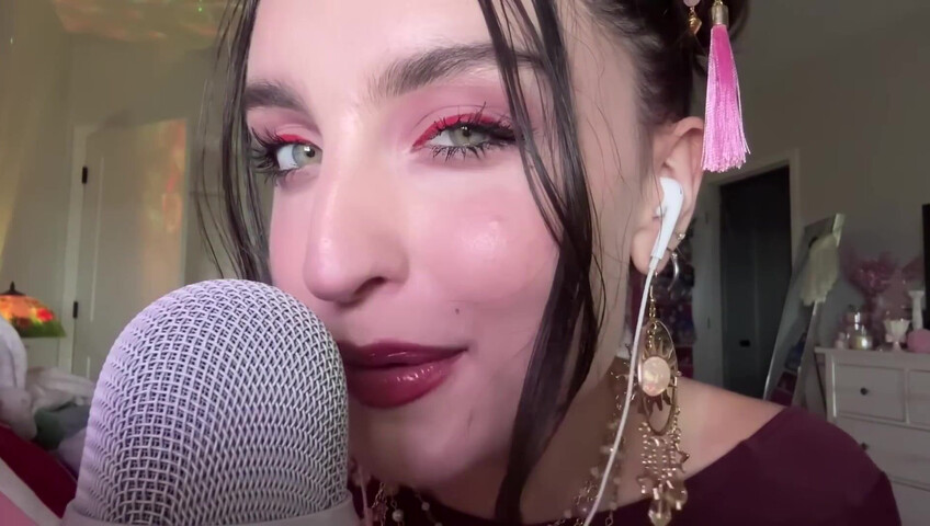 Beebee ASMR - Extra Gum Chewing, Wet Mouth Sounds, Inaudible Whispering, Hand Sounds