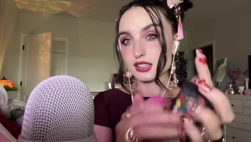 Beebee ASMR - Extra Gum Chewing, Wet Mouth Sounds, Inaudible Whispering, Hand Sounds