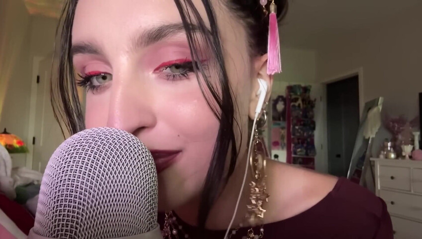 Beebee ASMR - Extra Gum Chewing, Wet Mouth Sounds, Inaudible Whispering, Hand Sounds