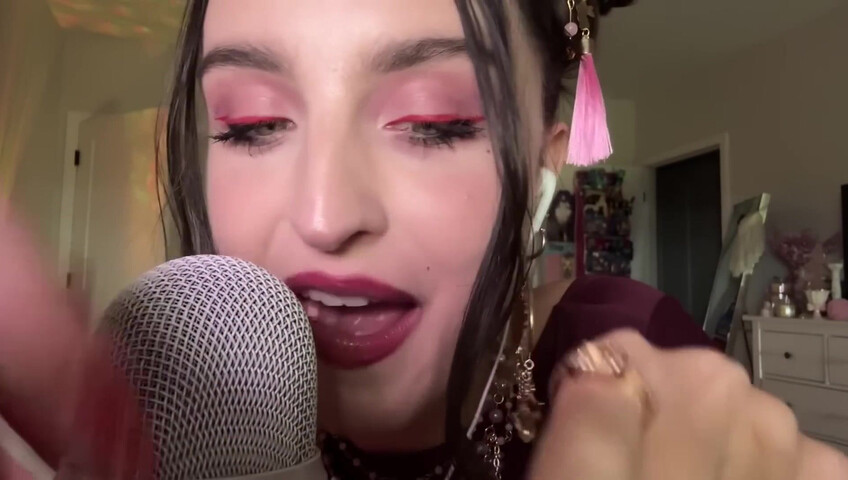 Beebee ASMR - Extra Gum Chewing, Wet Mouth Sounds, Inaudible Whispering, Hand Sounds