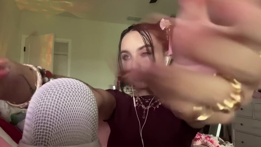 Beebee ASMR - Extra Gum Chewing, Wet Mouth Sounds, Inaudible Whispering, Hand Sounds