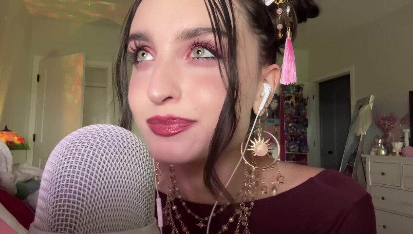 Beebee ASMR - Extra Gum Chewing, Wet Mouth Sounds, Inaudible Whispering, Hand Sounds