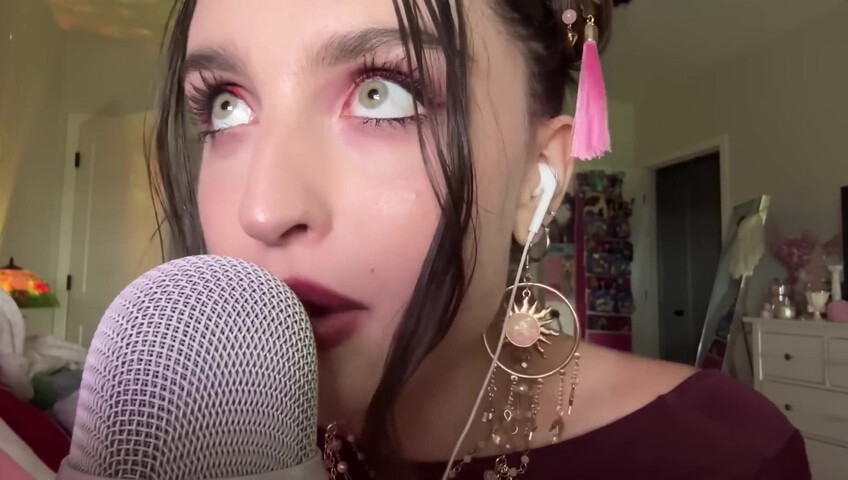 Beebee ASMR - Extra Gum Chewing, Wet Mouth Sounds, Inaudible Whispering, Hand Sounds