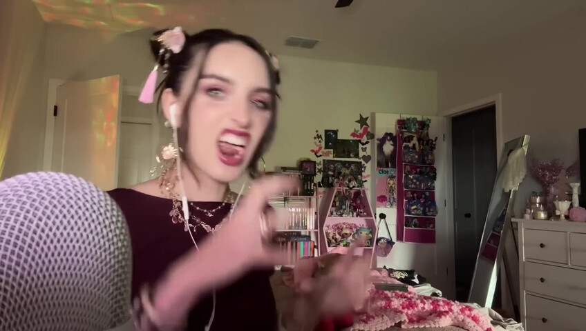 Beebee ASMR - Extra Gum Chewing, Wet Mouth Sounds, Inaudible Whispering, Hand Sounds