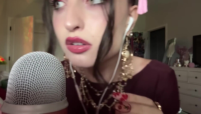 Beebee ASMR - Extra Gum Chewing, Wet Mouth Sounds, Inaudible Whispering, Hand Sounds