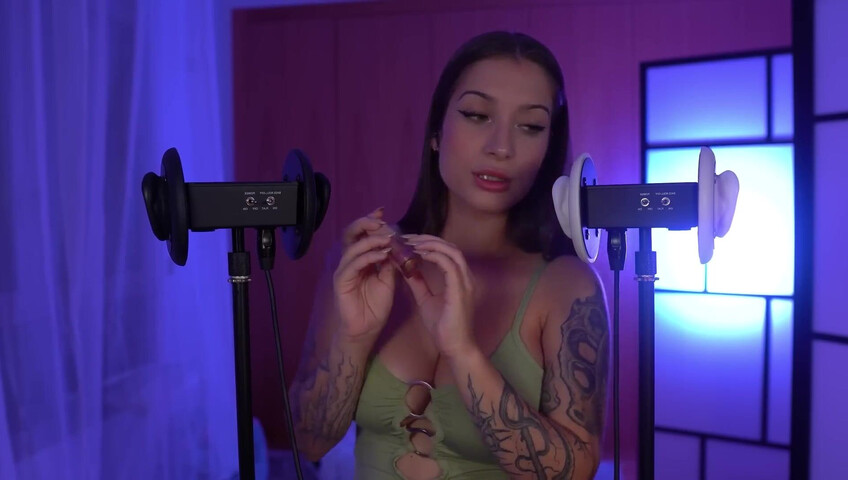 Aku ASMR – My Tongue Is Inside Your Ears Right Now