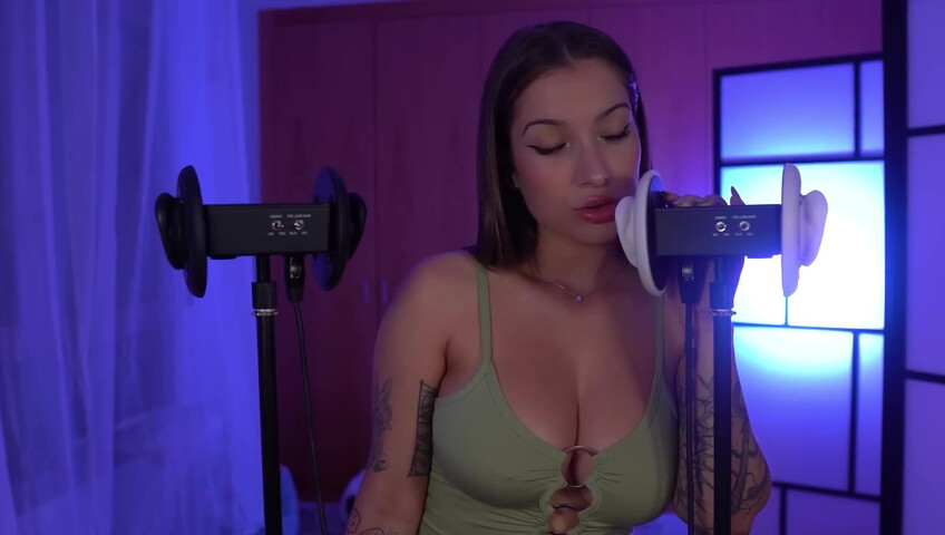 Aku ASMR – My Tongue Is Inside Your Ears Right Now