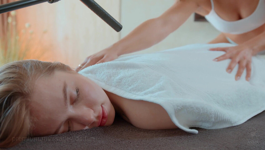 ASMR Massage - 3 Aug 2025 - Soft Pressure Massage by Lina to Scarlet N​