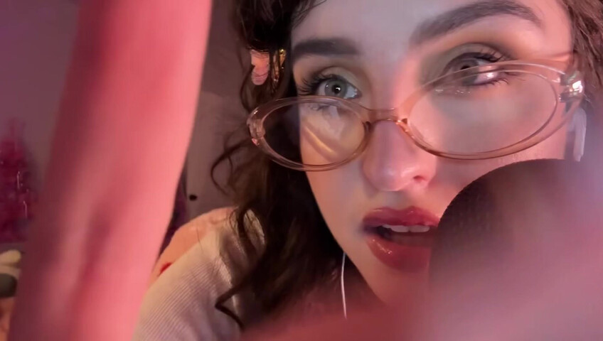 BeeBee ASMR - ASMR LOVE BOMB TRIGGER Hand Sounds, Mouth Sounds, Positive Affirmations