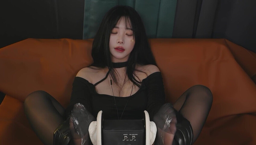 ASMR YoonYing - 9 November 2025 - Today Your MBTI is Sexy Gangster RP [ENG SUB]