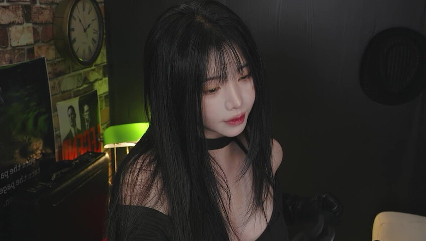 ASMR YoonYing - 9 November 2025 - Today Your MBTI is Sexy Gangster RP [ENG SUB]