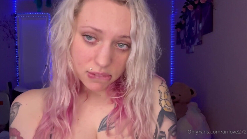 AriLove - 9 Sep 2025 - Lens licking JOI