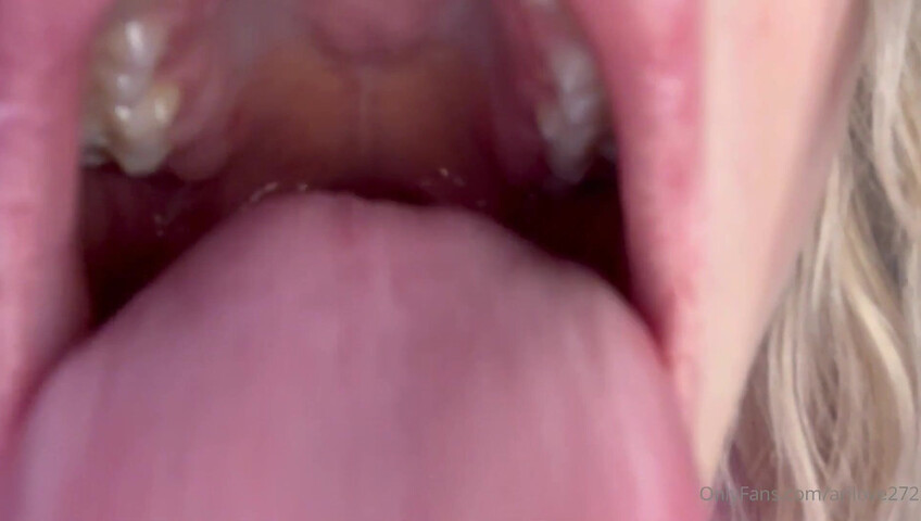 AriLove - 9 Sep 2025 - Lens licking JOI