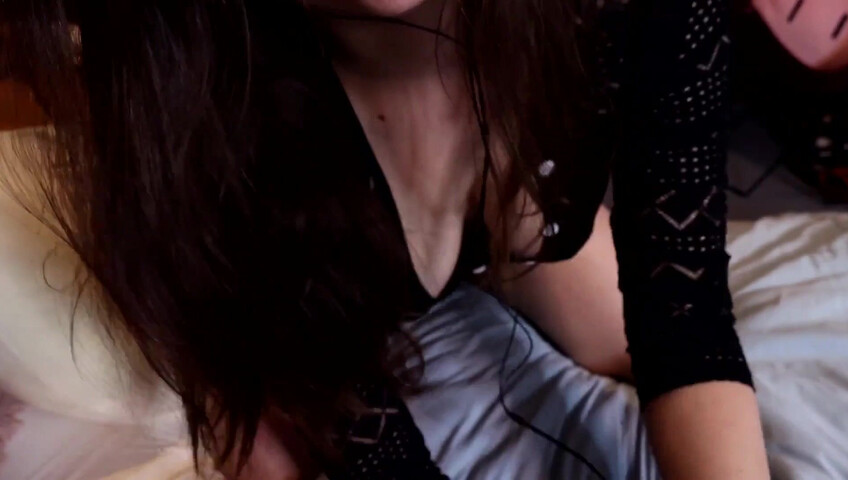 Aftynrose ASMR - Girlfriend's Cuddly Lingerie Try-On (and BJ!)