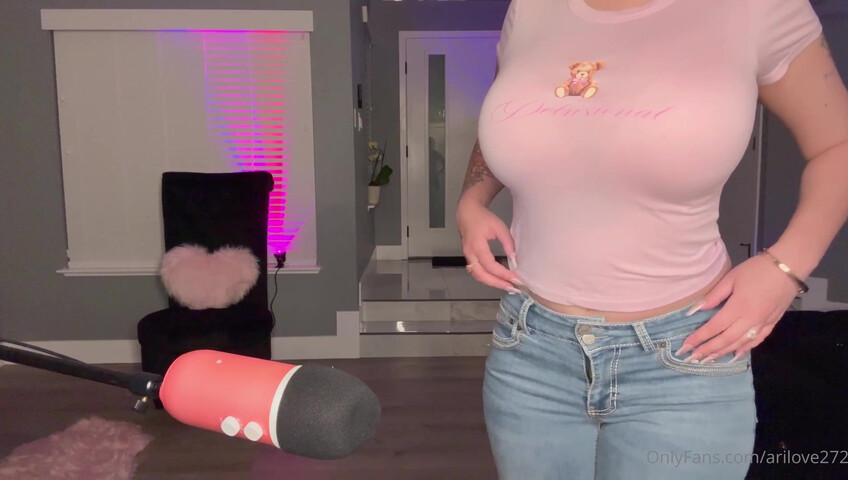 AriLove - 13 Aug 2025 - Scratching Your Mom Jeans (ASMR) FULL XXX
